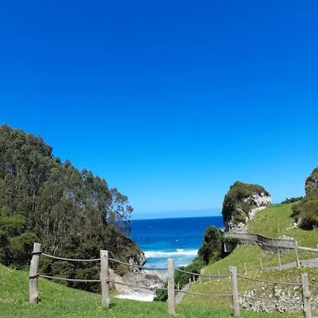En La Costa De Asturias