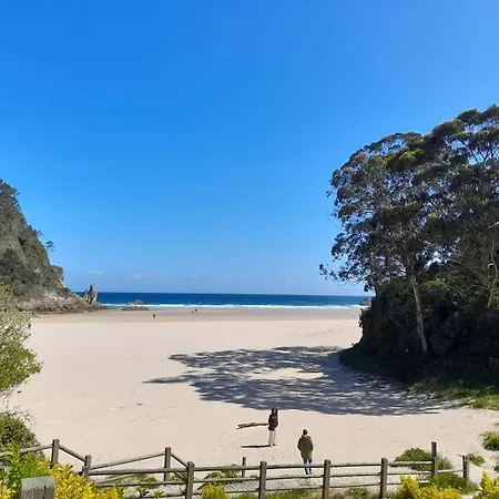 En La Costa De Asturias Holiday home Tresgrandas